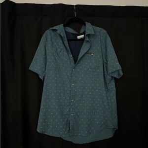 Columbia turquoise Short Sleeve Button-Up Shirt